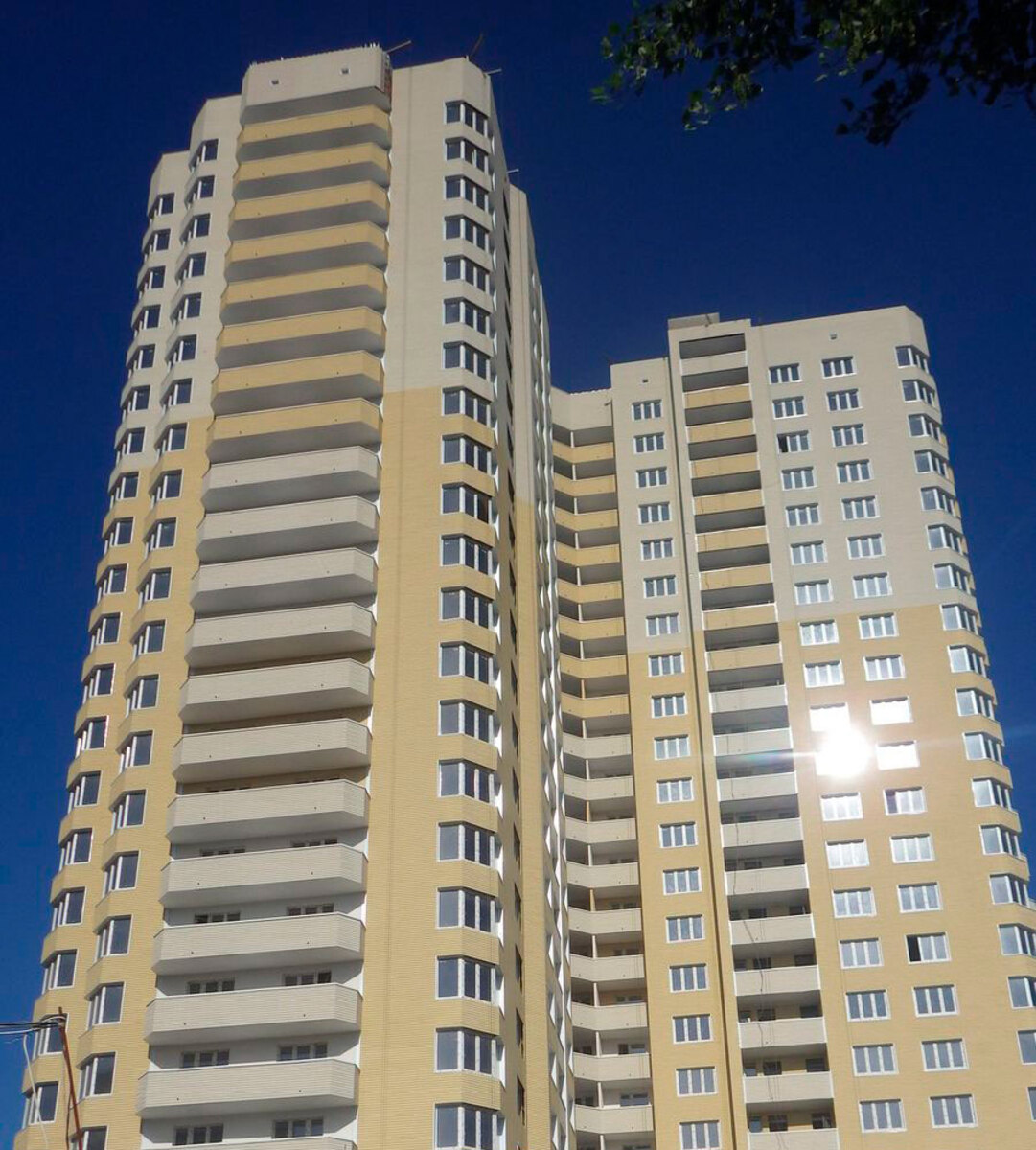 ����� ����