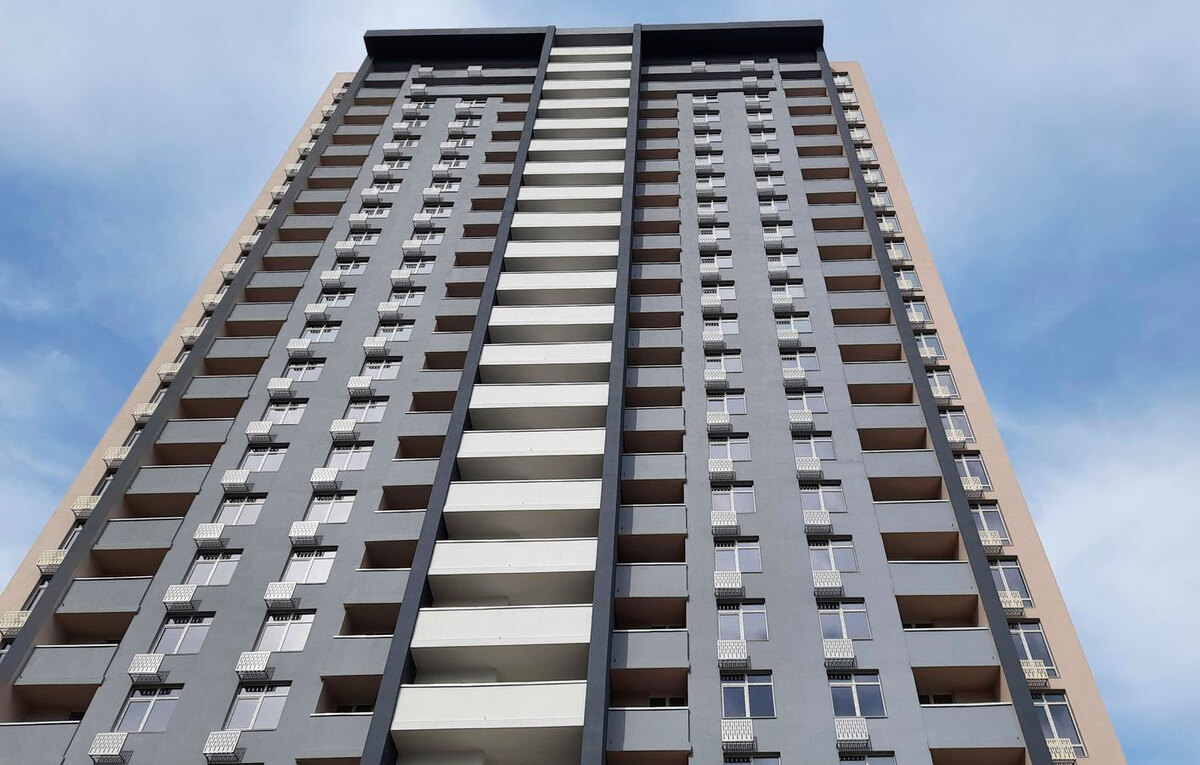 Silver House ����
