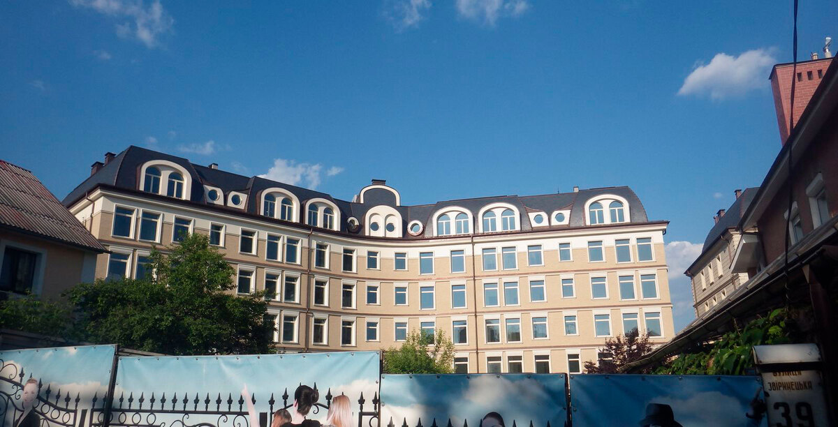 Renaissance Residence ����