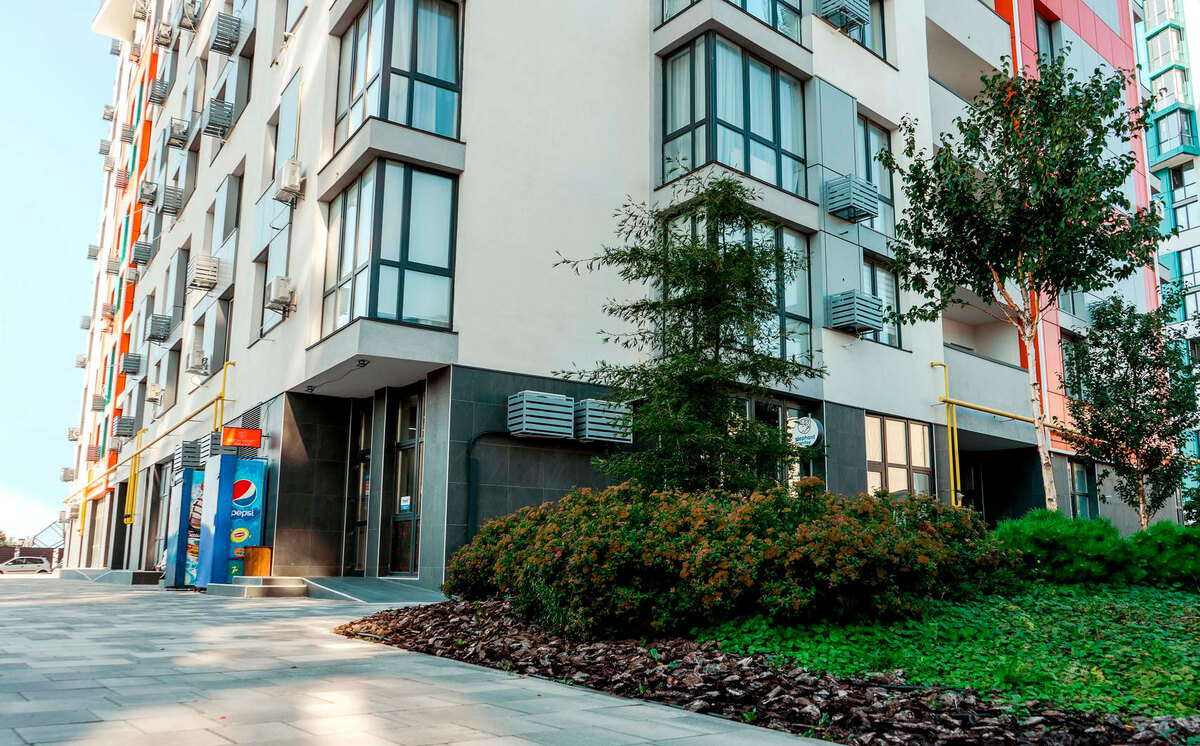 Crystal Avenue ����